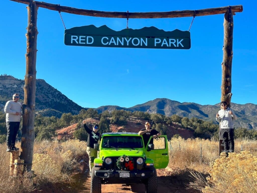 Red Canyon Park para un tour por Canyon City